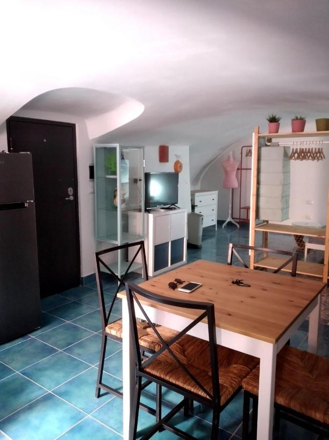 Casa Adriano Appartement Procida Buitenkant foto
