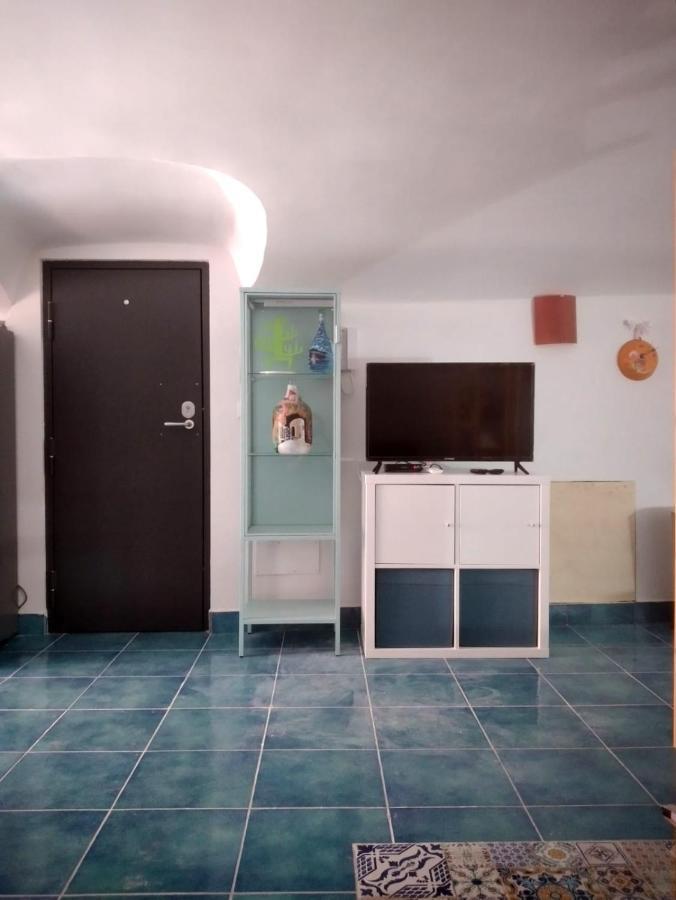 Casa Adriano Appartement Procida Buitenkant foto